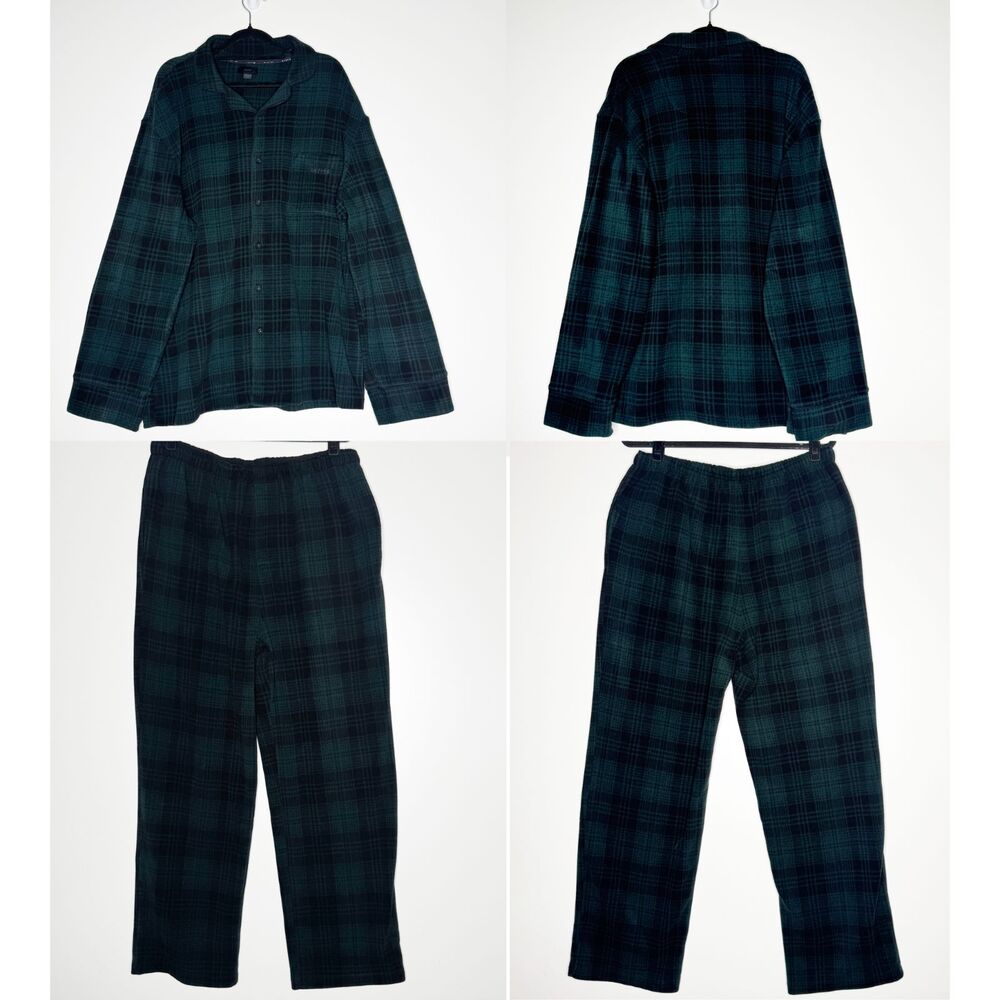 SKIMS Dark Green and Black Plaid Pajama Set